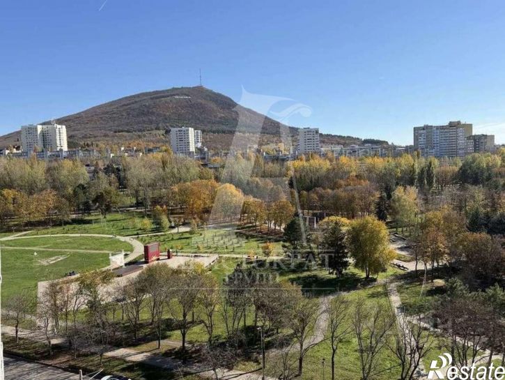 3-комн квартира улица Аллея Строителей, 2 к1,  д. 2 к1