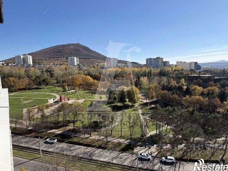 3-комн квартира улица Аллея Строителей, 2 к1,  д. 2 к1