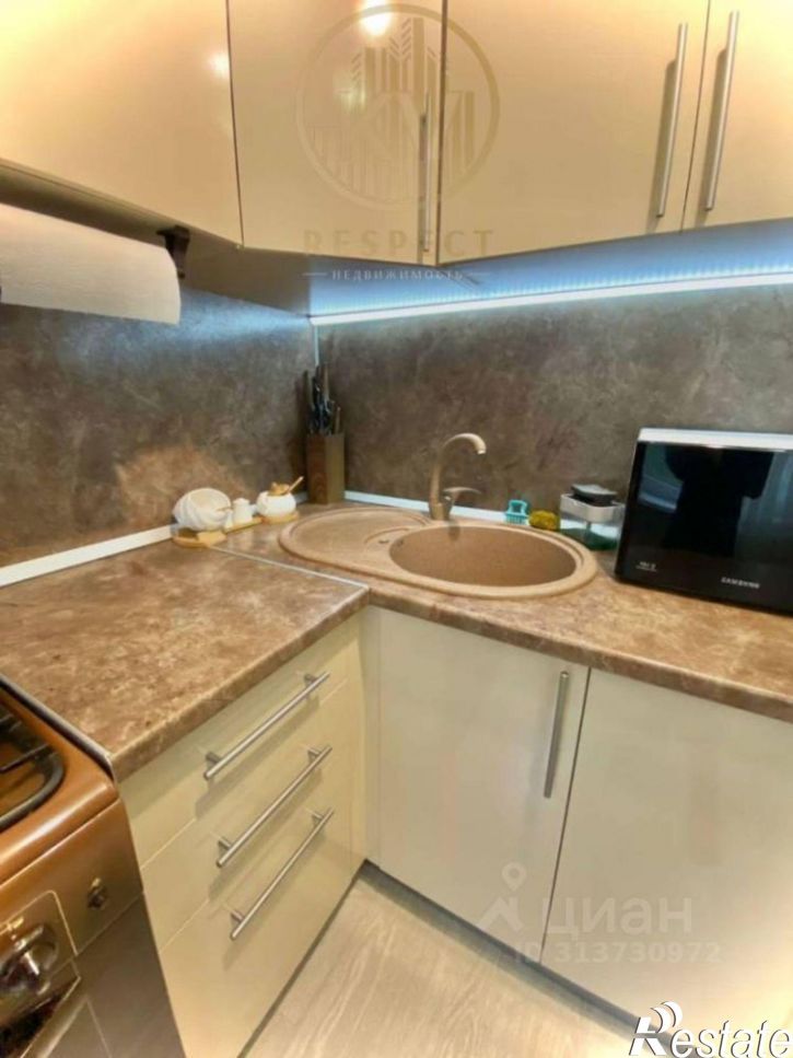 2-комн квартира Московская улица, 92 к1,  д. 92 к1