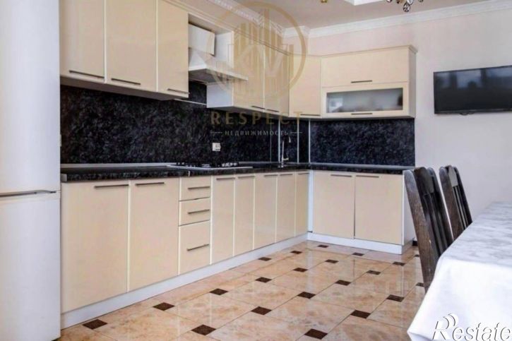 3-комн квартира улица Нежнова, 21 к5,  д. 21 к5