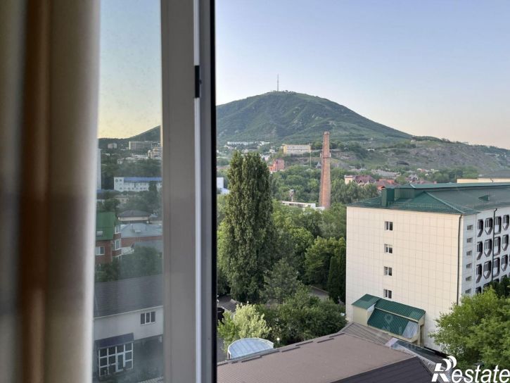 2-комн квартира улица Бунимовича, 1А,  д. 1А