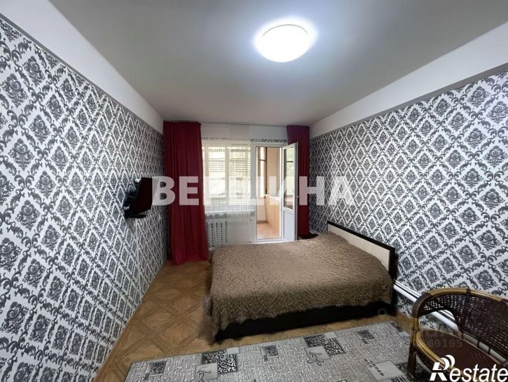 2-комн квартира улица Орджоникидзе, 11 к1,  д. 11 к1