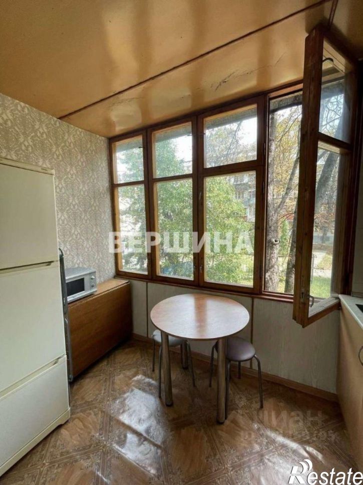 2-комн квартира улица Орджоникидзе, 11 к1,  д. 11 к1