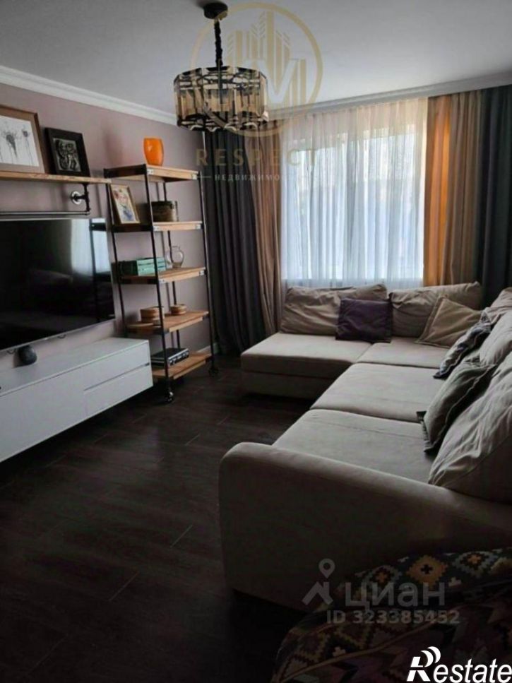 3-комн квартира улица Адмиральского, 2/4,  д. 2/4