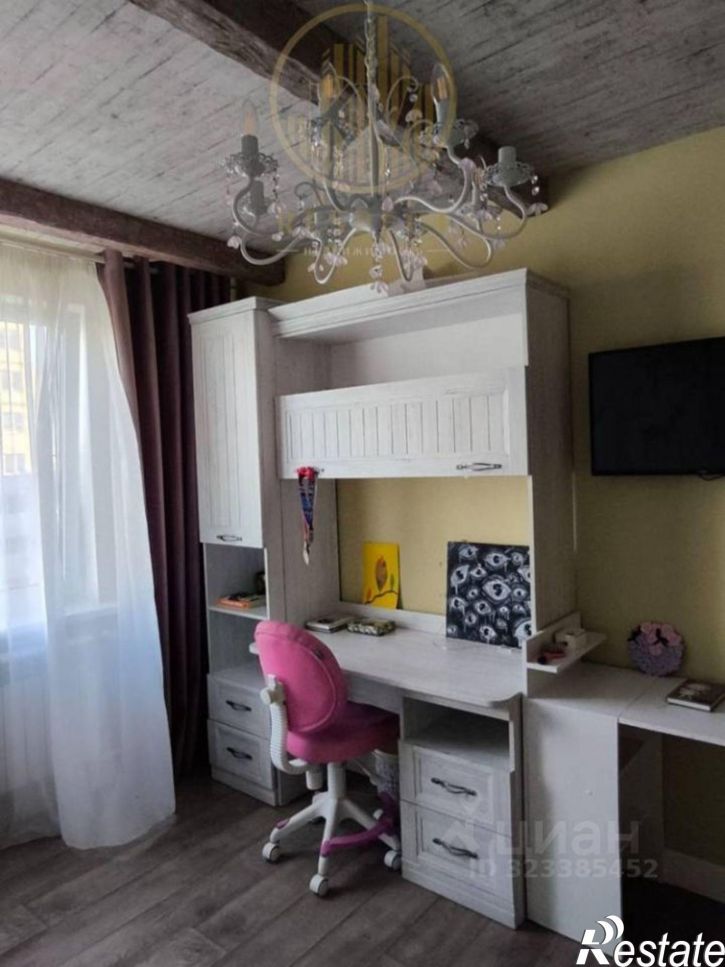 3-комн квартира улица Адмиральского, 2/4,  д. 2/4