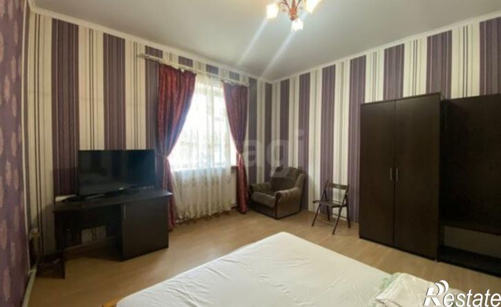 3-комн квартира ул Крайнего, 20а,  д. 20а