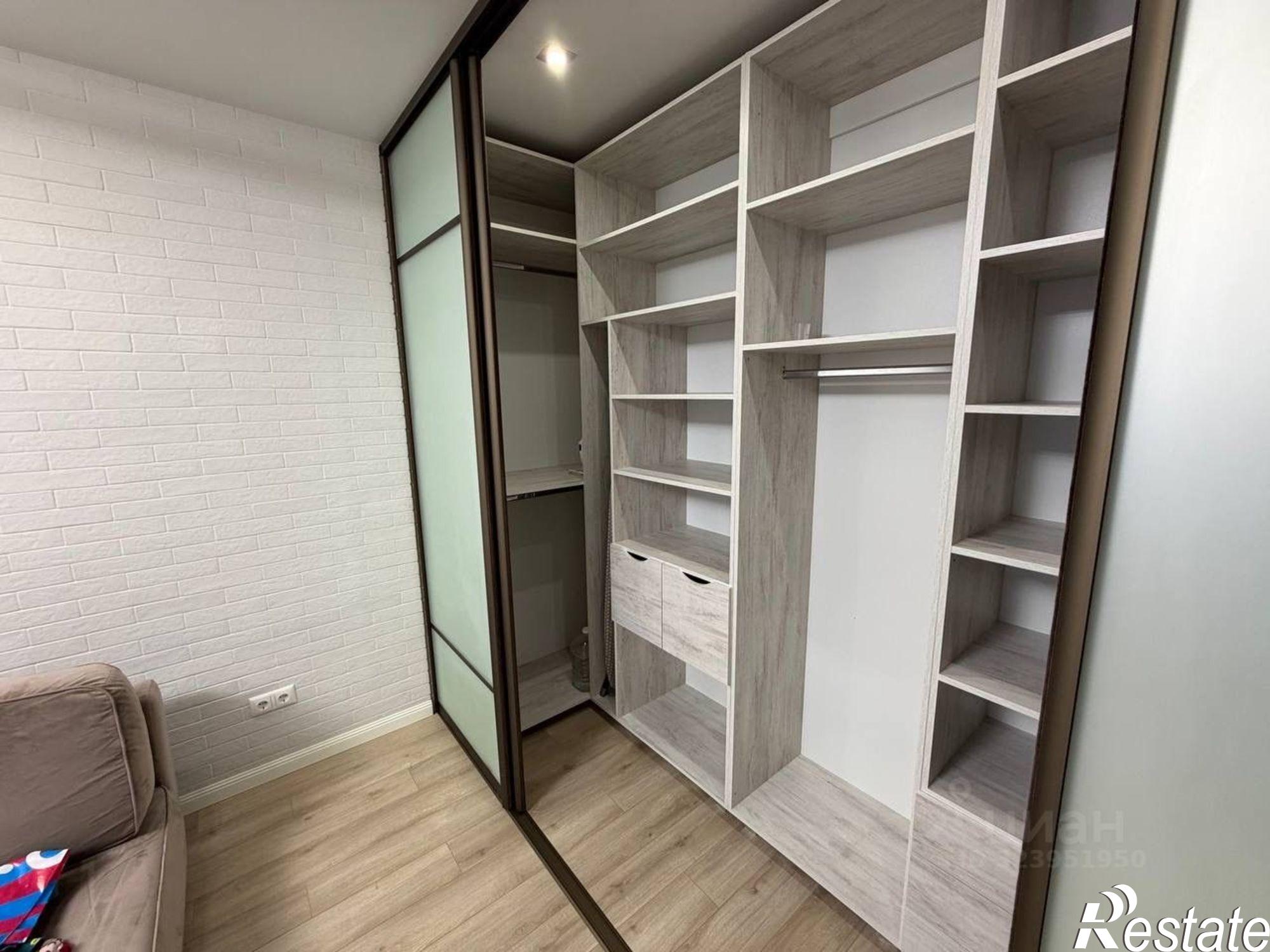 Купить квартиру за 12 800 000 рублей на Оранжерейная улица, 17