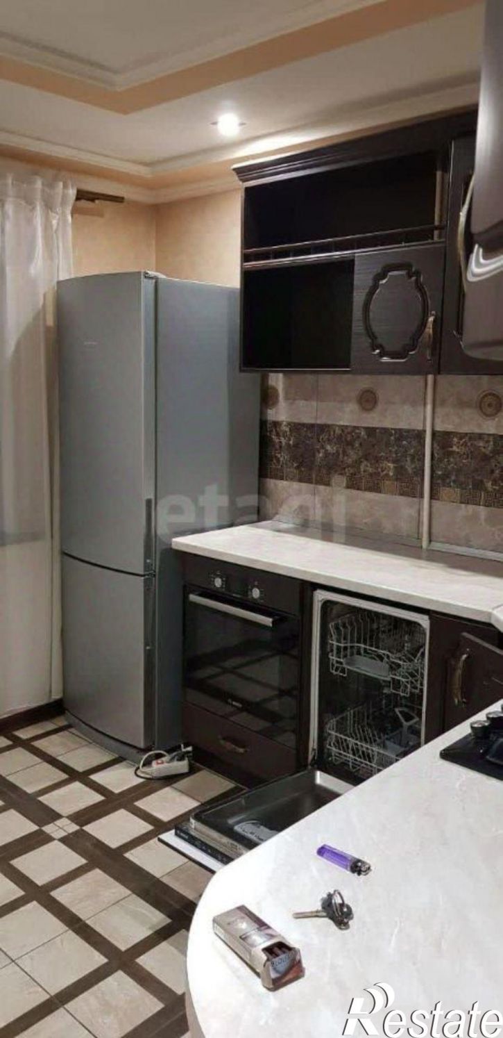 3-комн квартира Коллективная улица, 70,  д. 70