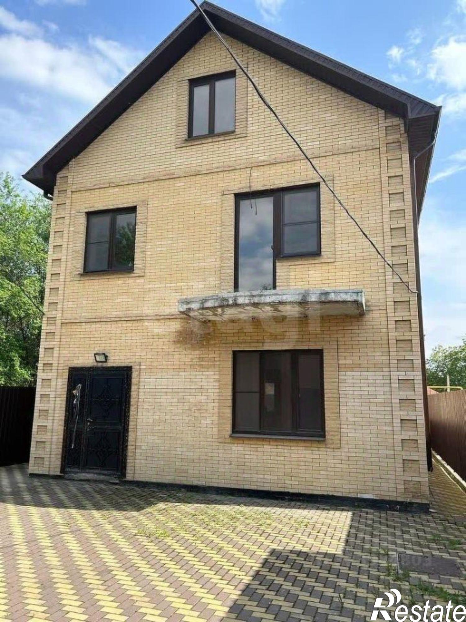 Купить торговое помещение за 40 900 400 рублей на ул Мира, 81