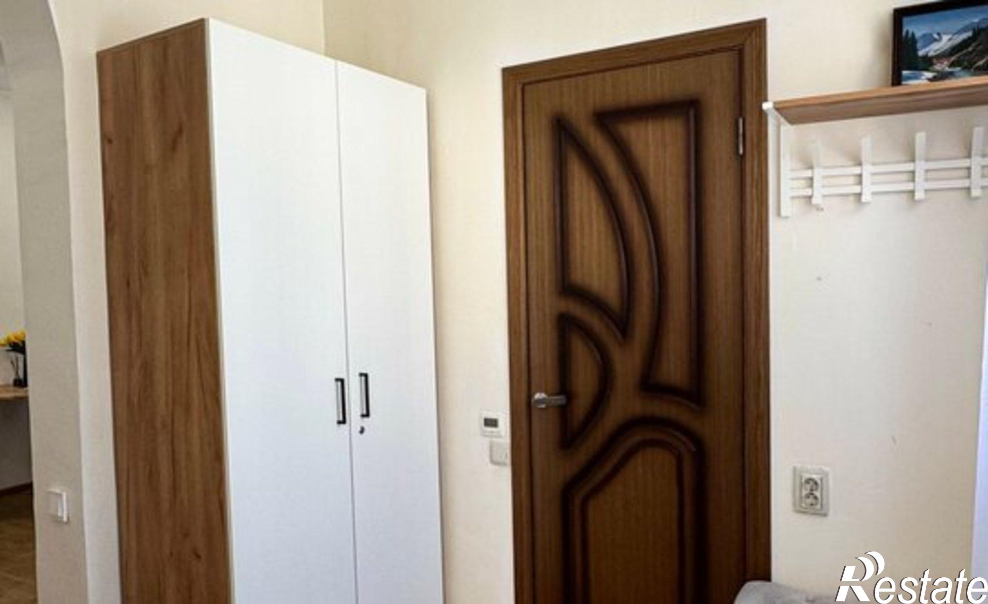 Купить квартиру за 10 300 000 рублей на проспект Кирова, 53