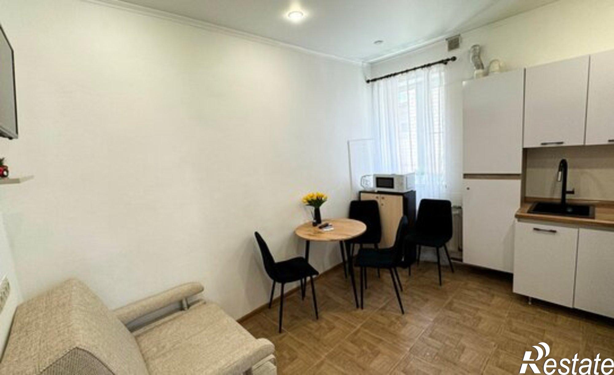 Купить квартиру за 10 300 000 рублей на проспект Кирова, 53