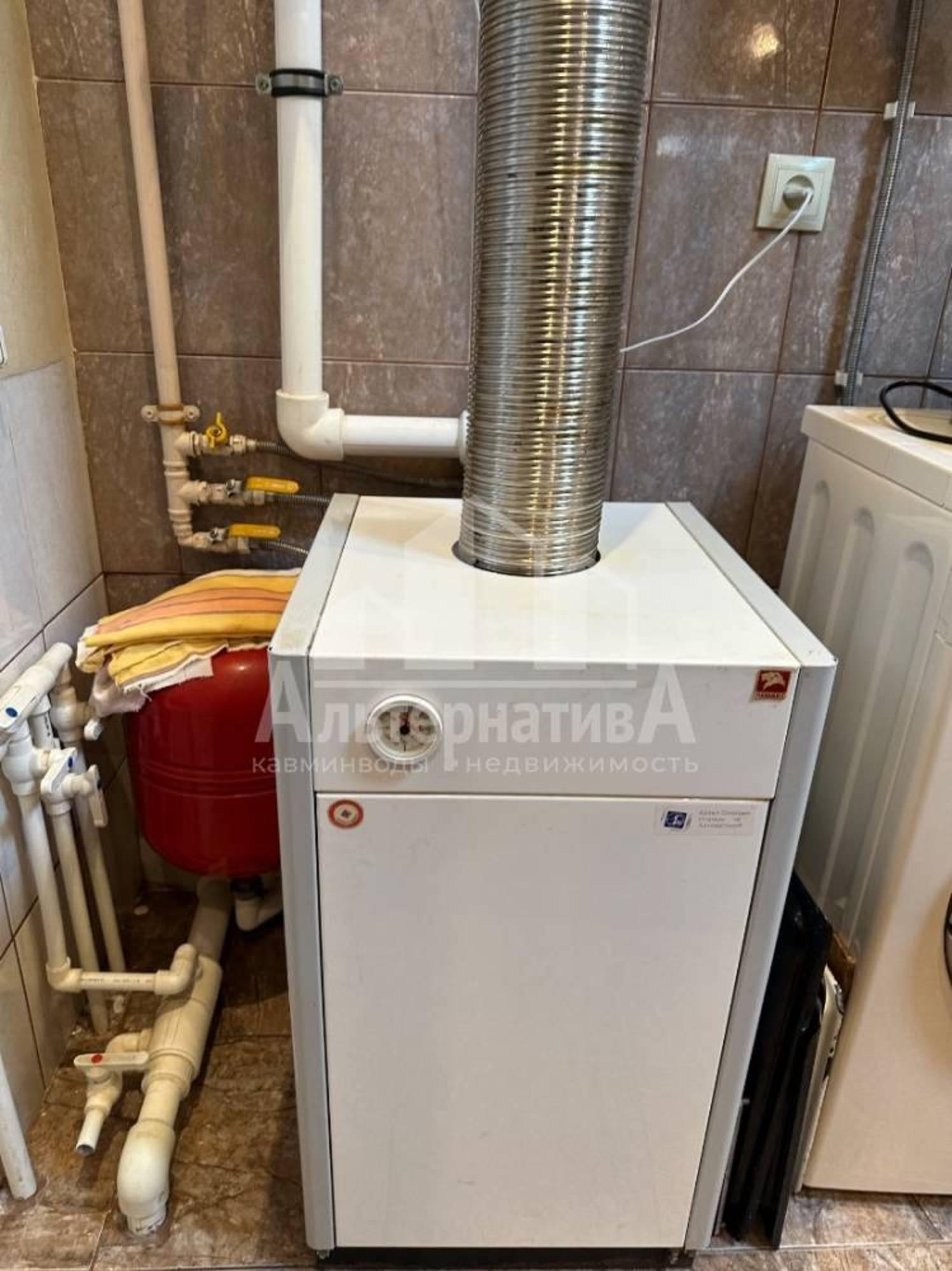 Купить дачу, дом, коттедж за 8 000 000 рублей на Первомайская ул.