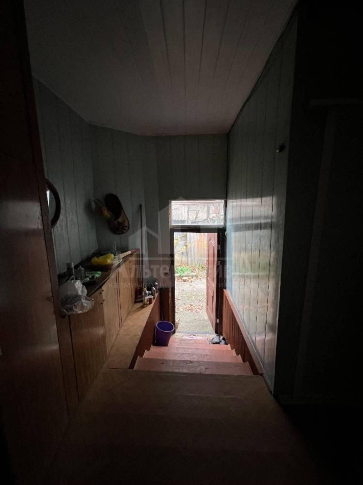 Купить дачу, дом, коттедж за 5 700 000 рублей на Романенко ул.