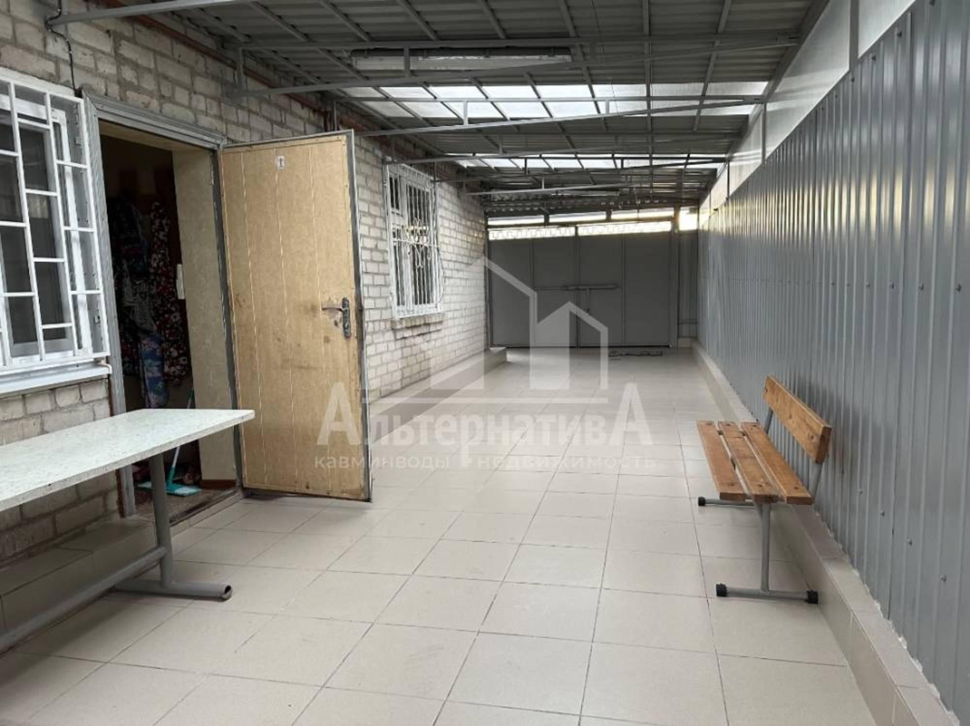 Купить дачу, дом, коттедж за 8 000 000 рублей на Первомайская ул.