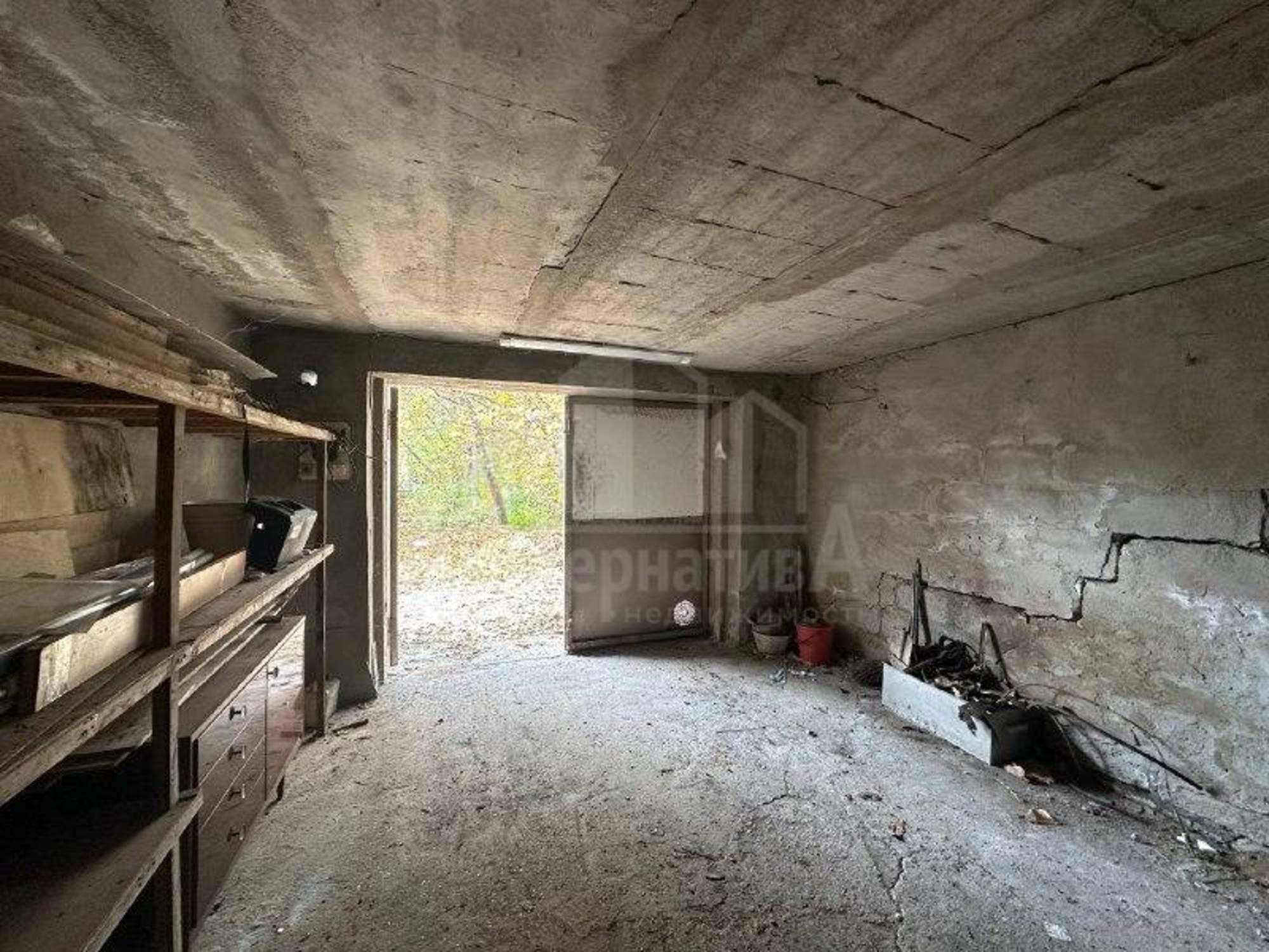 Купить гараж, место в паркинге за 850 000 рублей на Панагюриште ул.