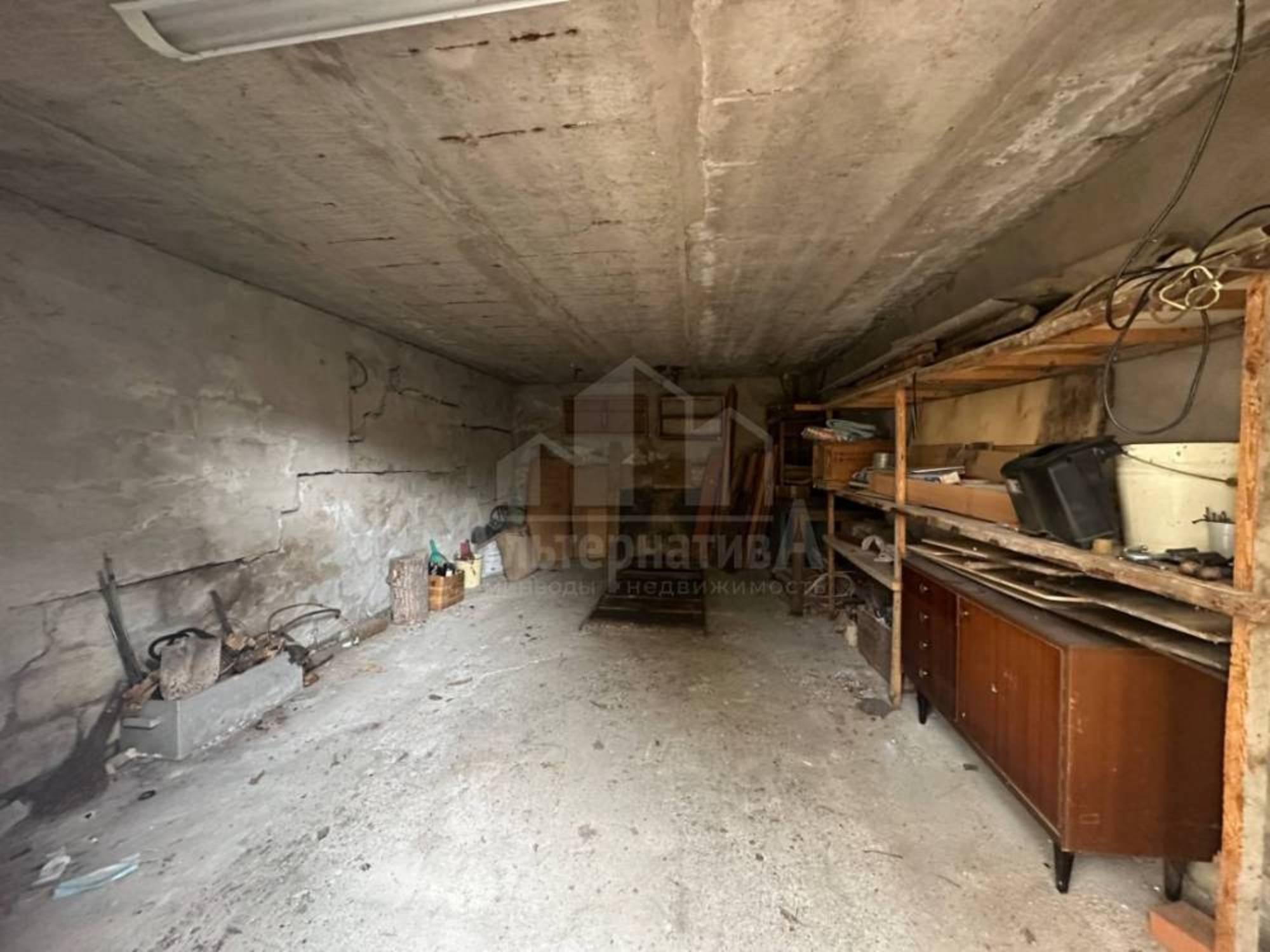 Купить гараж, место в паркинге за 850 000 рублей на Панагюриште ул.