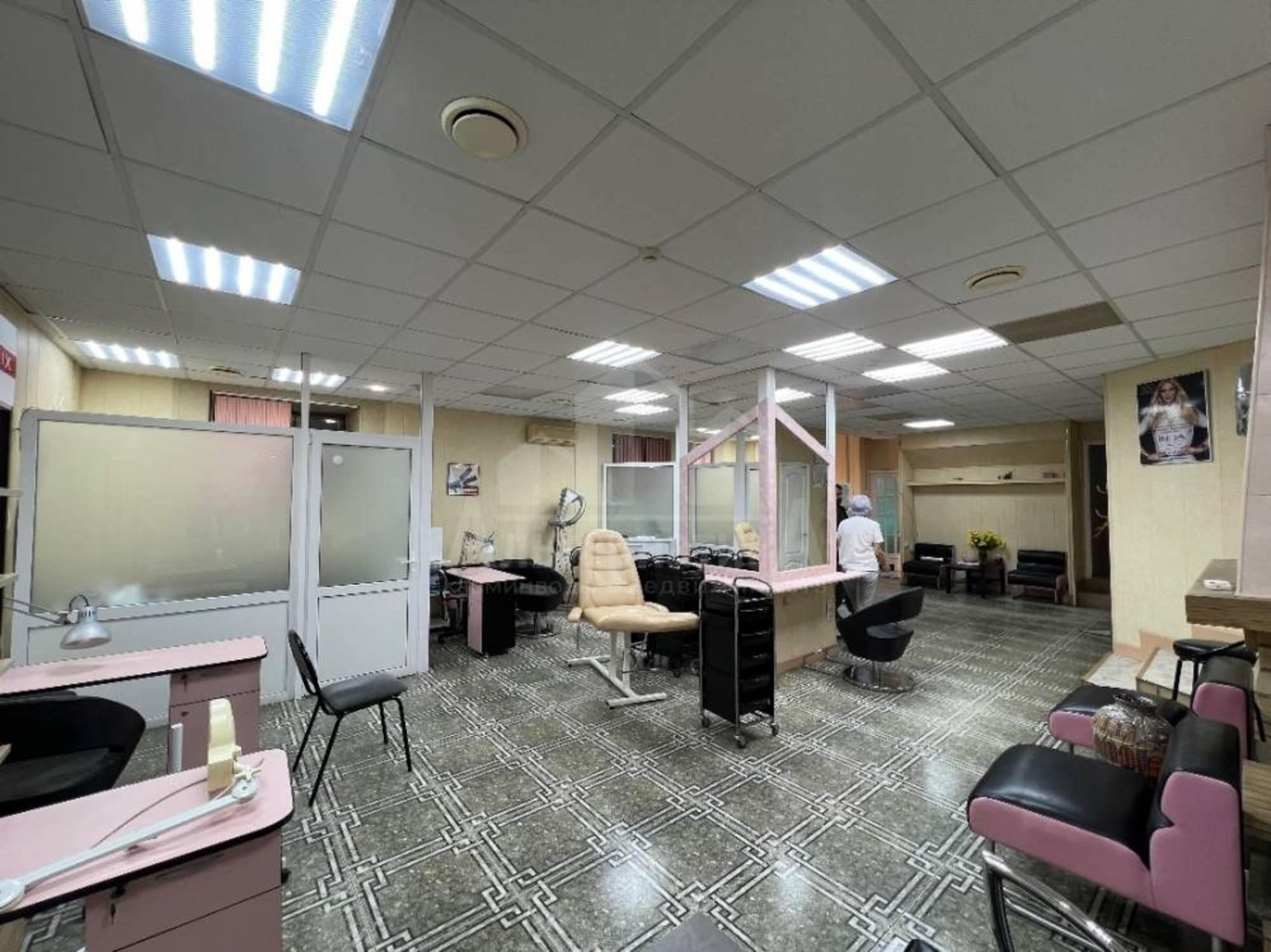 Купить помещение свободного назначения за 22 000 000 рублей на Красноармейская ул.