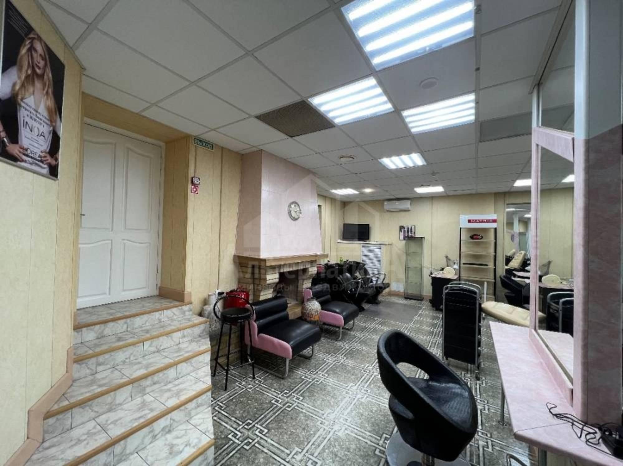 Купить помещение свободного назначения за 22 000 000 рублей на Красноармейская ул.