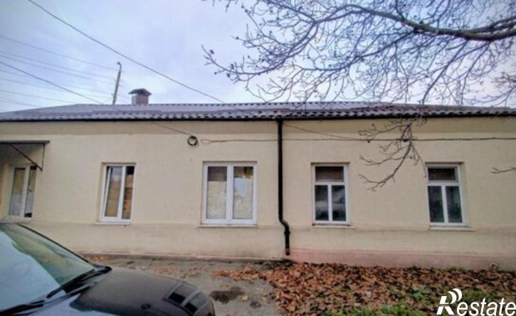 3-комн квартира улица Нины Попцовой, 21,  д. 21