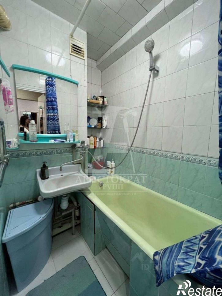 2-комн квартира ул Адмиральского, 35,  д. 35