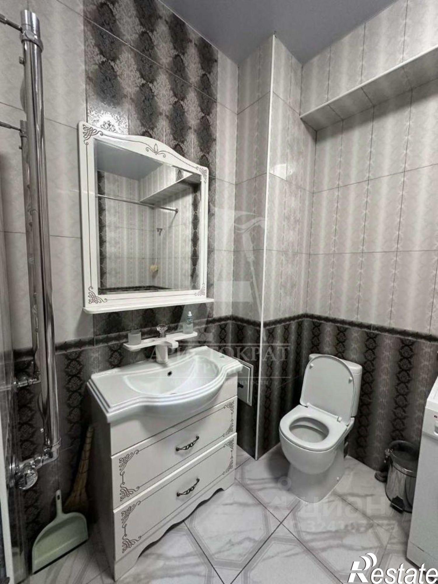 Сдать квартиру за 40 000 рублей на ул Бунимовича, 15 2