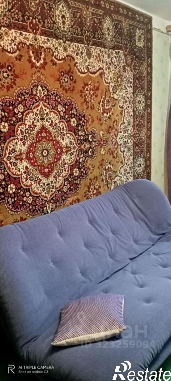 2-комн квартира проспект 40 лет Октября, 40,  д. 40