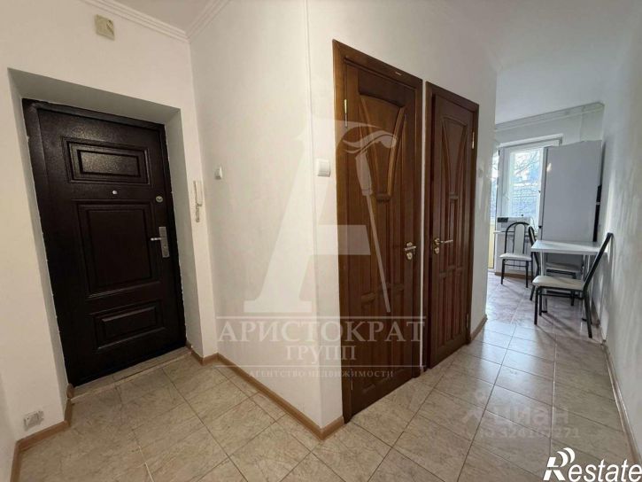 2-комн квартира улица Крайнего, 90,  д. 90