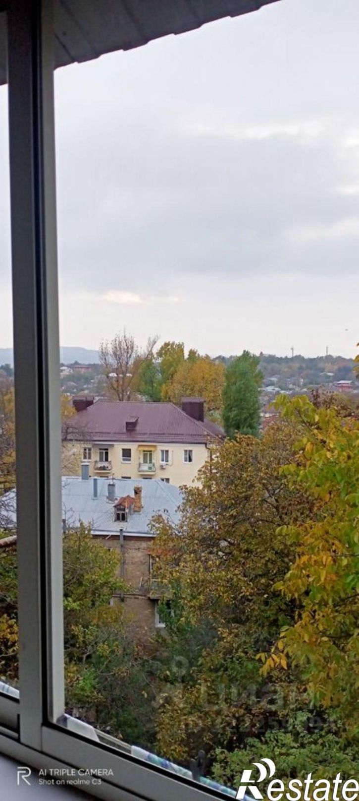 2-комн квартира проспект 40 лет Октября, 40,  д. 40