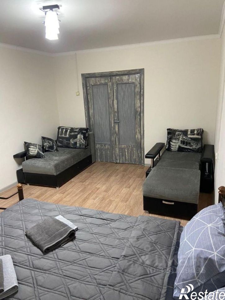 1-комн квартира ул 295 Стрелковой Дивизии, 8,  д. 8