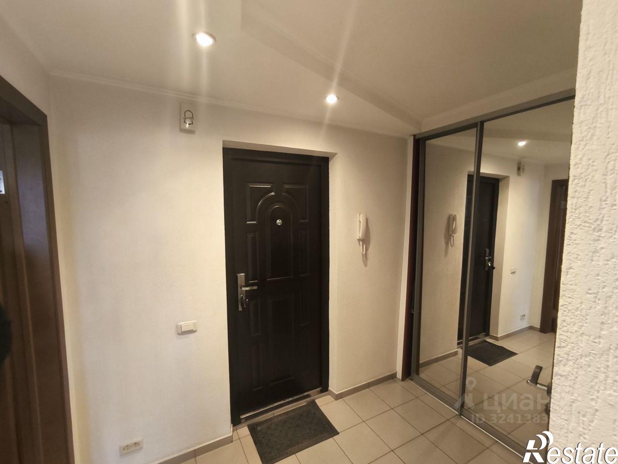 Сдать квартиру за 32 000 рублей на ул Бутырина, 2