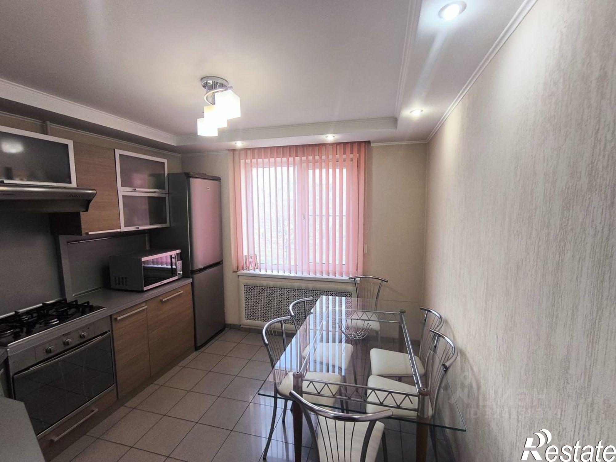 Сдать квартиру за 32 000 рублей на ул Бутырина, 2