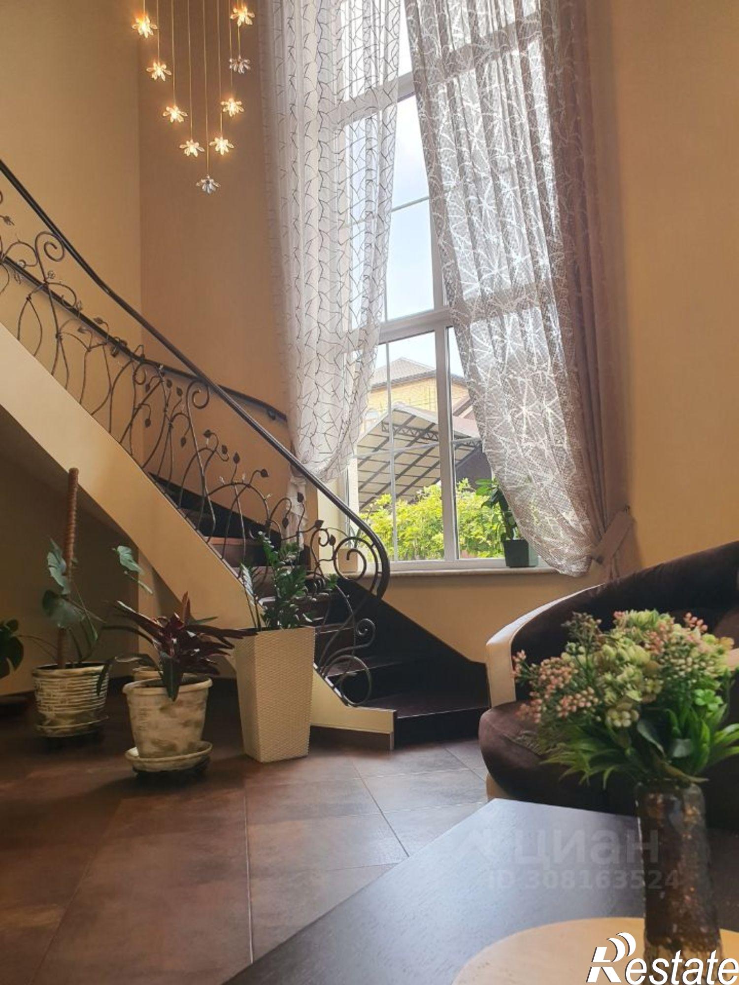 Купить дачу, дом, коттедж за 45 000 000 рублей на ул 2-я Дачная, 31