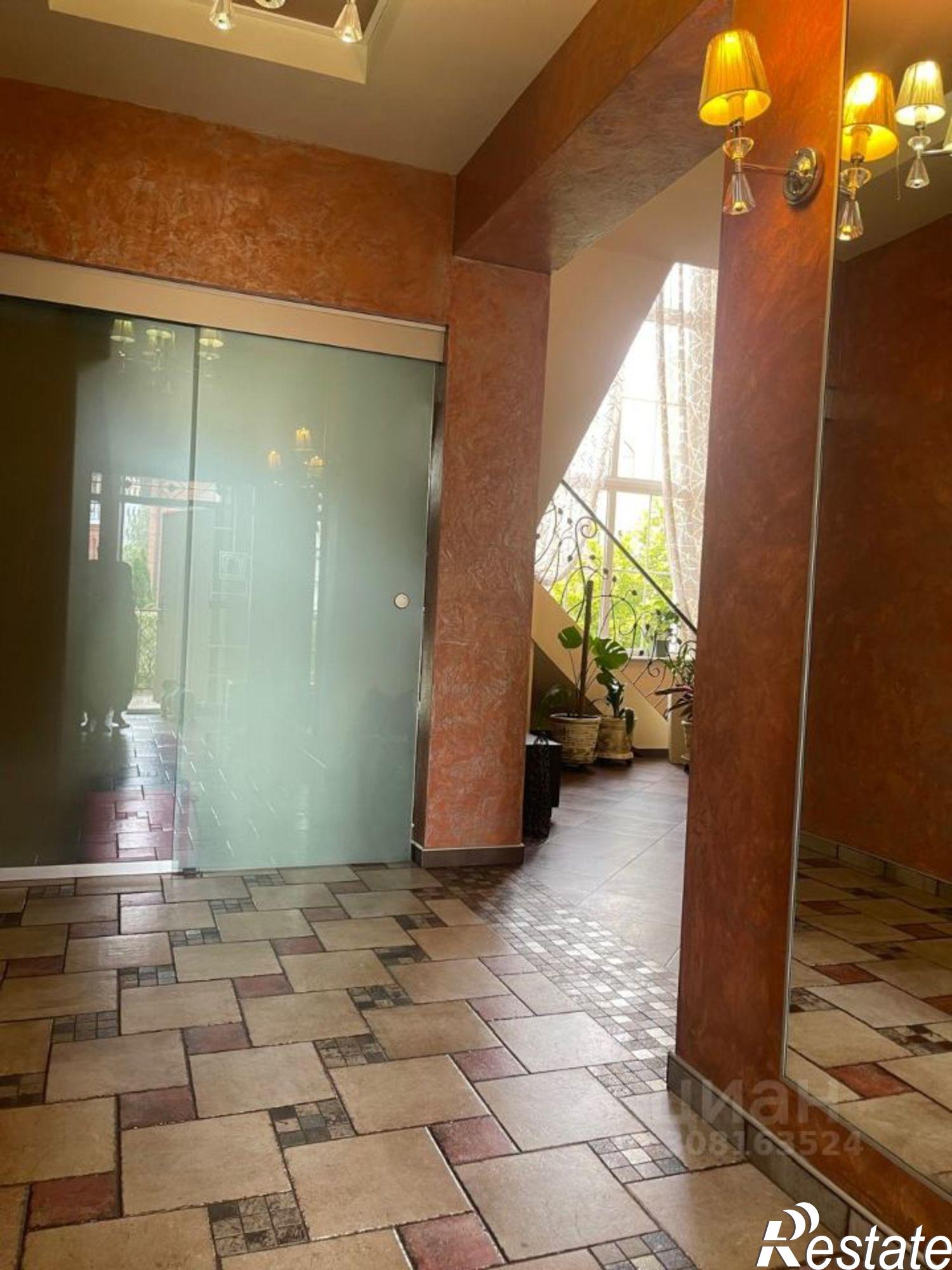 Купить дачу, дом, коттедж за 45 000 000 рублей на ул 2-я Дачная, 31