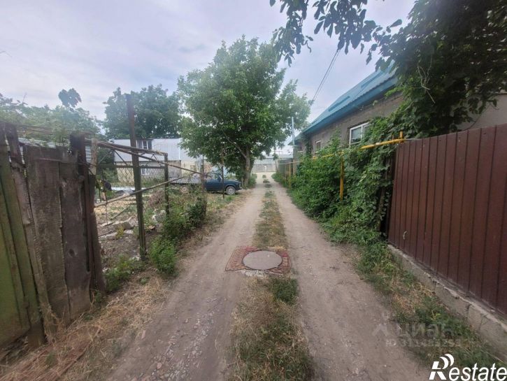 Земельный участок