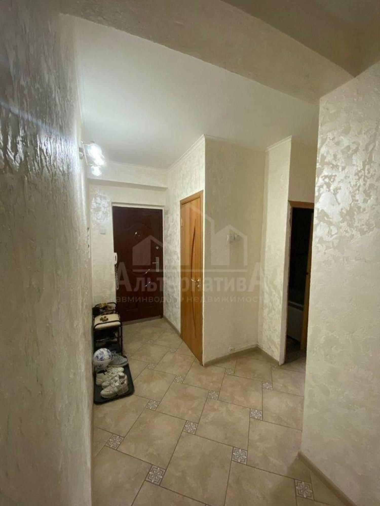 Купить квартиру за 5 800 000 рублей на Тольятти ул.