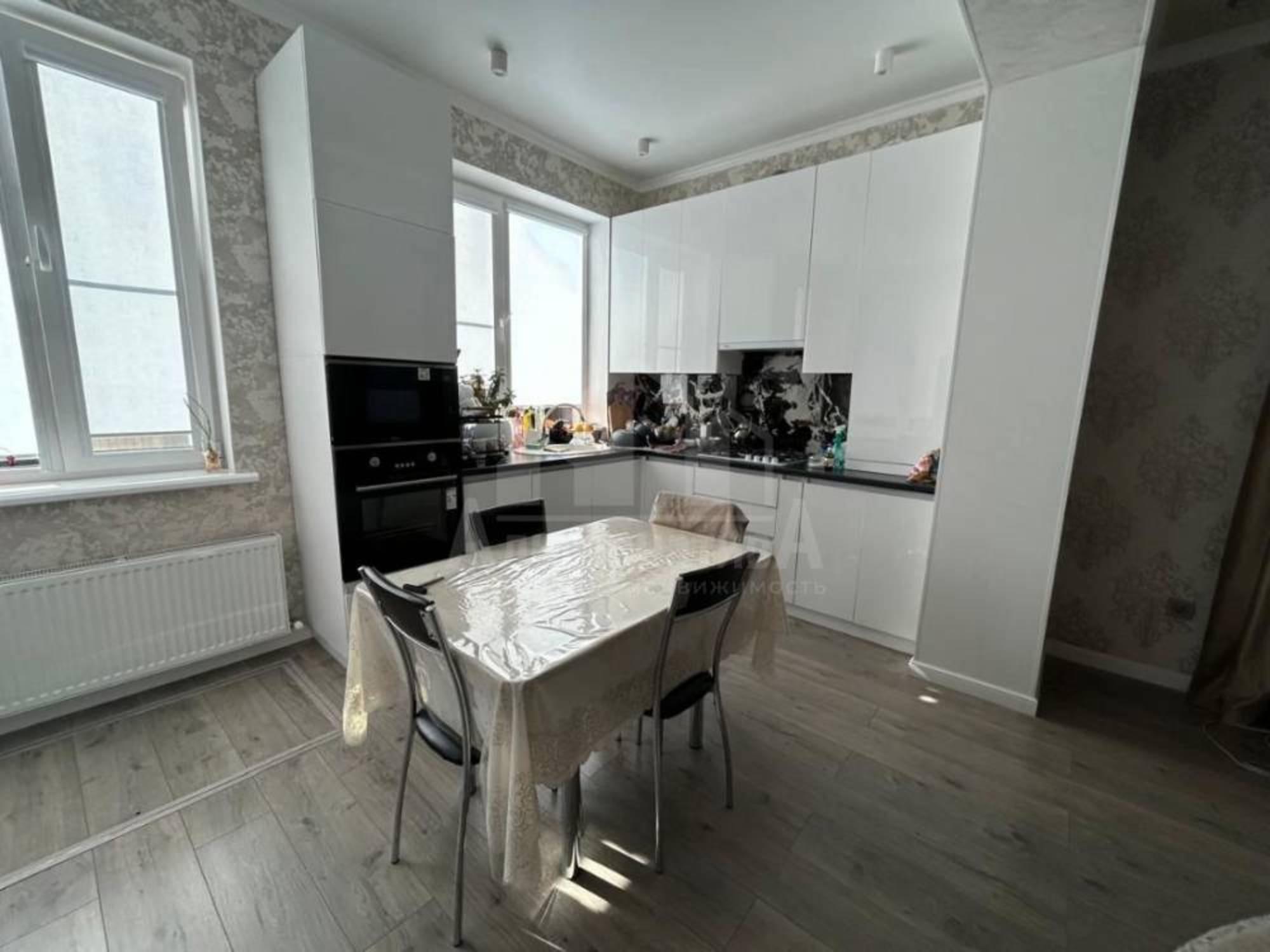 Купить дачу, дом, коттедж за 13 000 000 рублей на Предгорная ул.