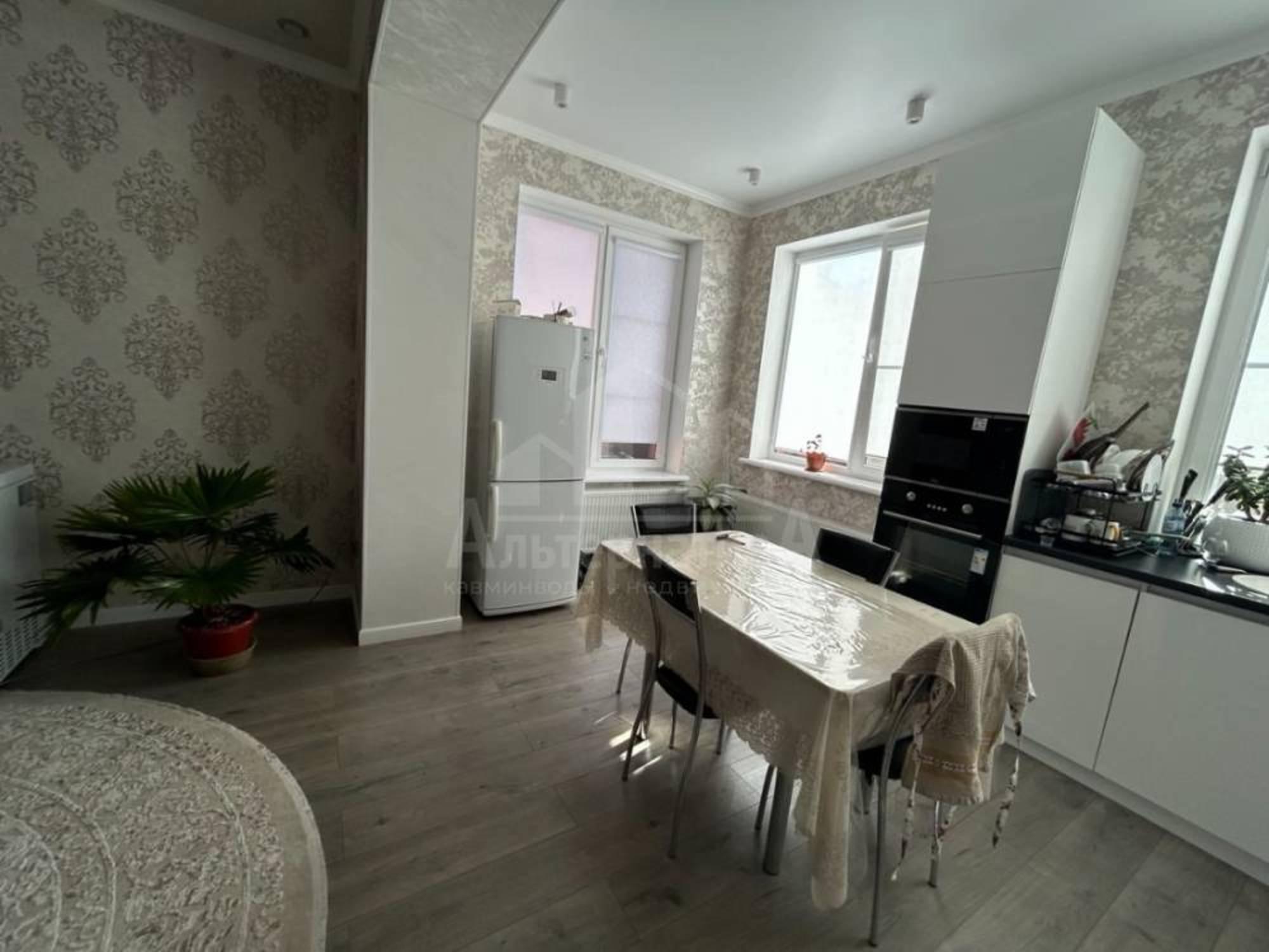 Купить дачу, дом, коттедж за 13 000 000 рублей на Предгорная ул.