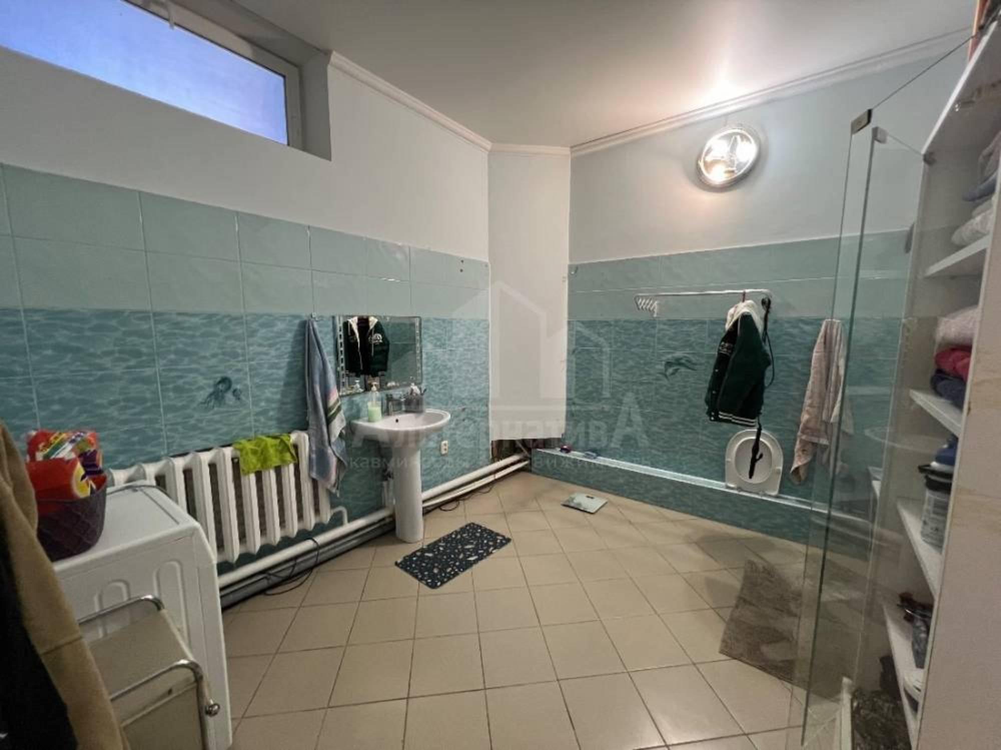 Купить дачу, дом, коттедж за 15 000 000 рублей на Мира ул.