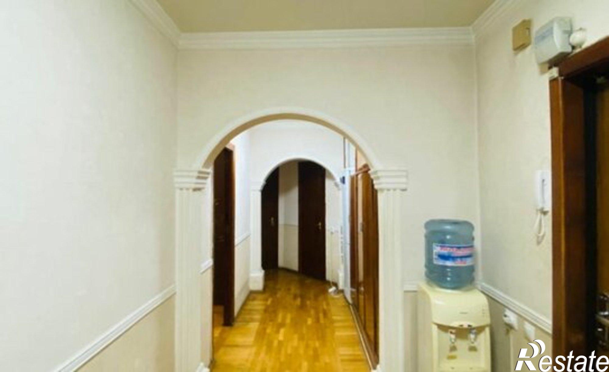 Купить квартиру за 8 500 000 рублей на улица Адмиральского, 2/3