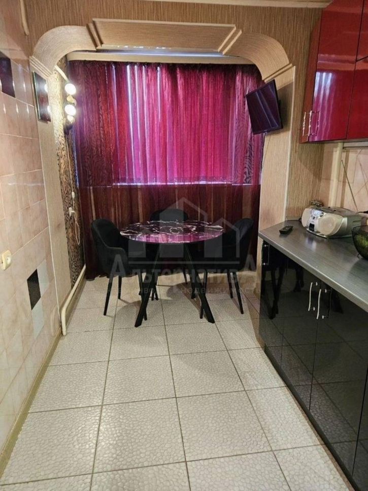 2-комн квартира Пестова ул.