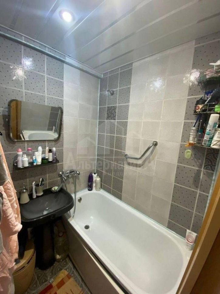 2-комн квартира Тольятти ул.