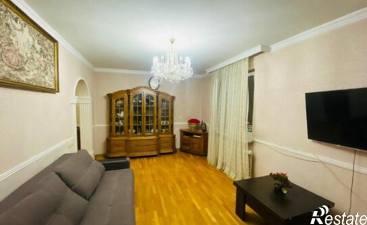 3-комн квартира улица Адмиральского, 2/3,  д. 2/3