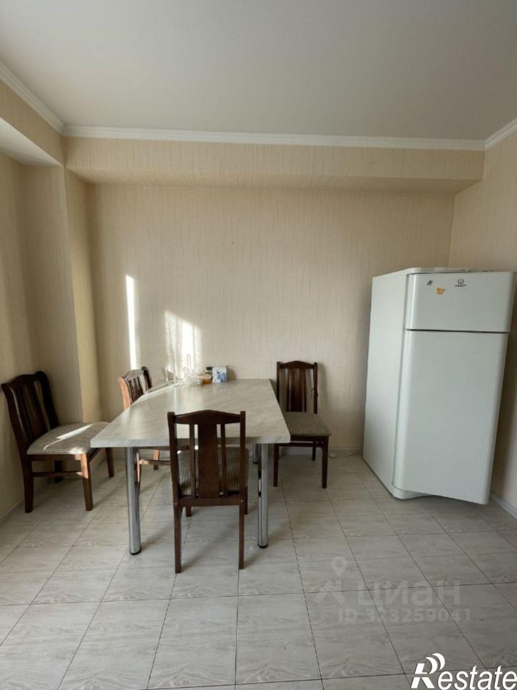 2-комн квартира ул 295 Стрелковой Дивизии, 17,  д. 17