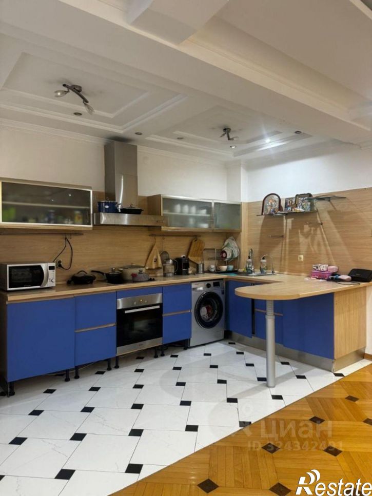 2-комн квартира улица 295-й Стрелковой Дивизии, 18,  д. 18