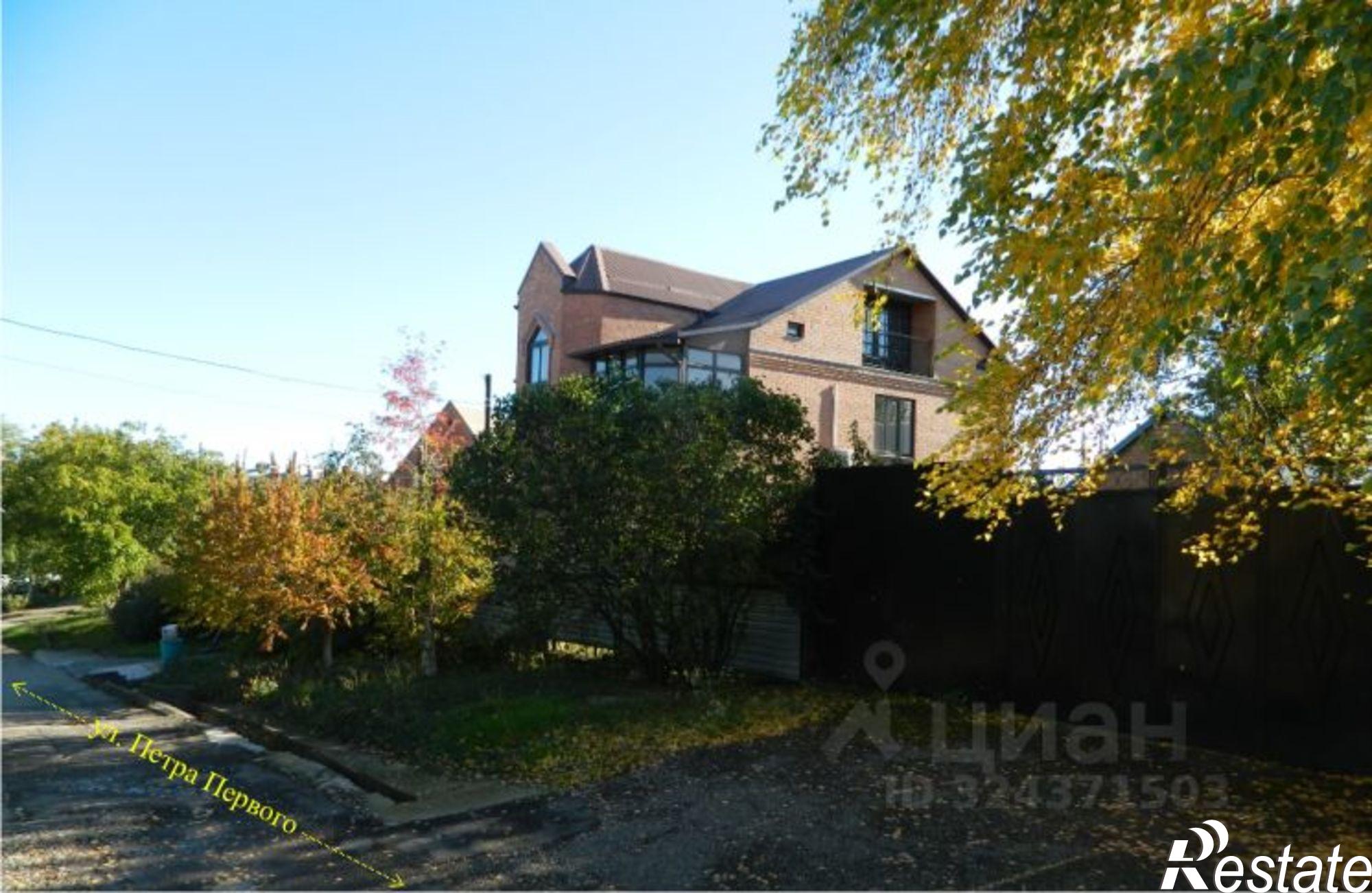 Купить дачу, дом, коттедж за 20 000 000 рублей на ул Островского, 4