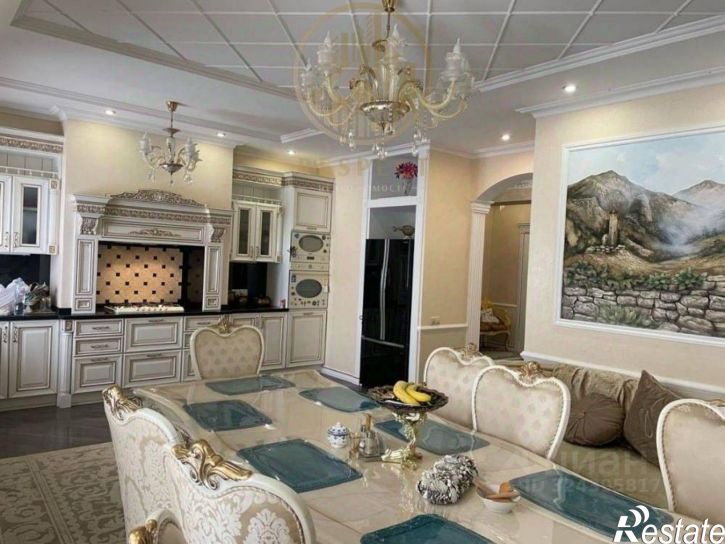 5-комн квартира улица Малыгина, 23,  д. 23