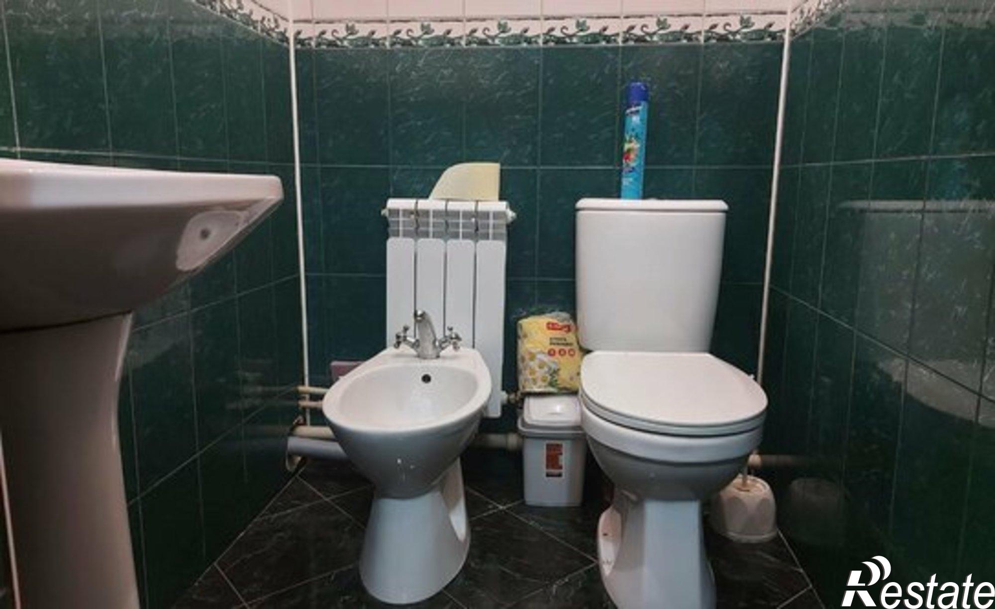 Купить квартиру за 15 500 000 рублей на ул Крайнего, 20а