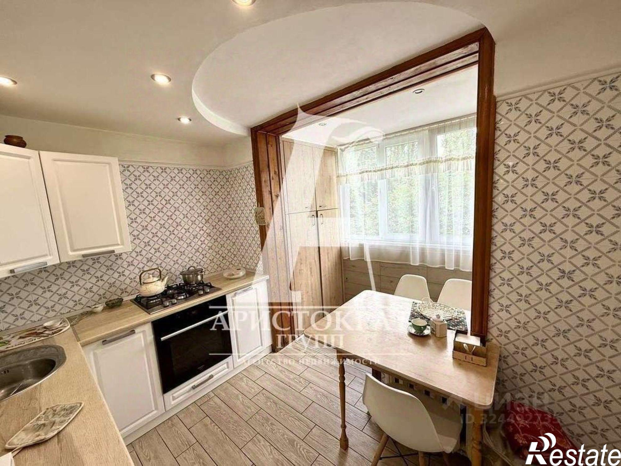 Купить квартиру за 6 300 000 рублей на проспект 40 лет Октября, 12