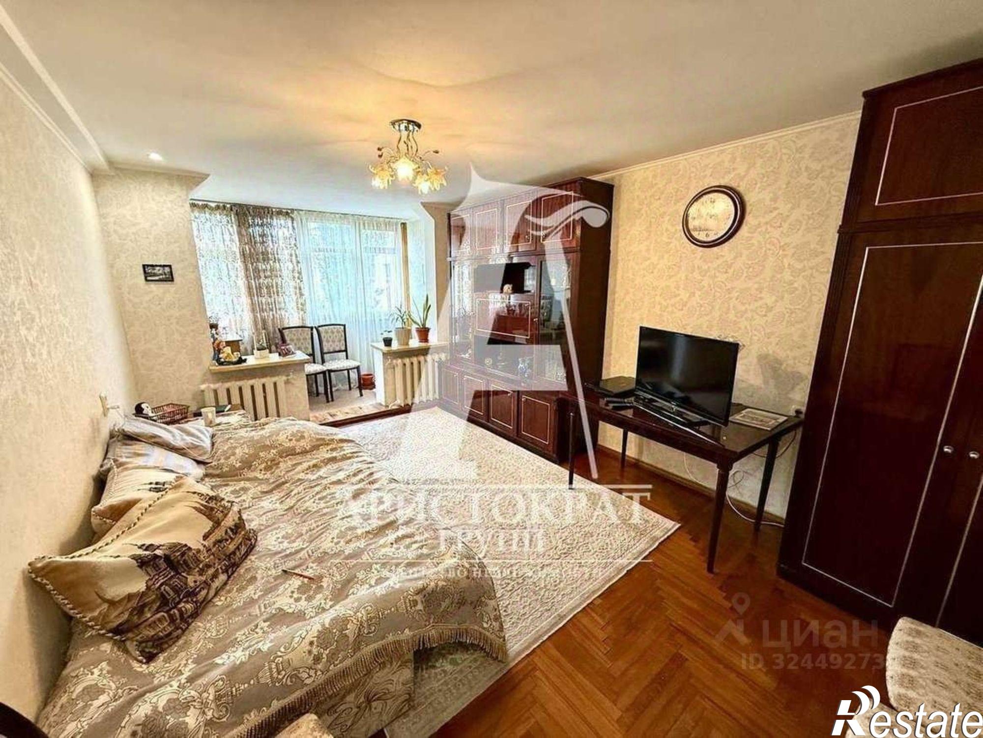 Купить квартиру за 6 300 000 рублей на проспект 40 лет Октября, 12