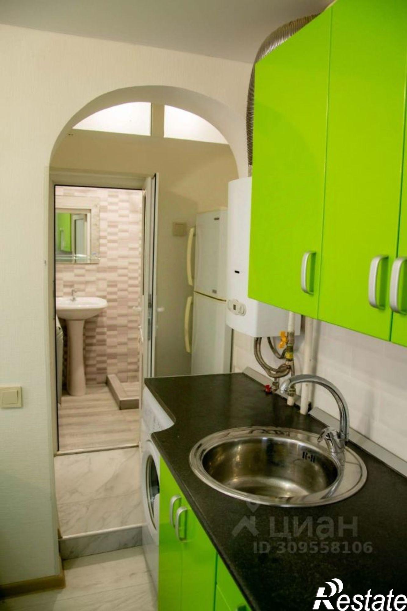 Сдать квартиру за 27 000 рублей на Площадь Ленина, 20